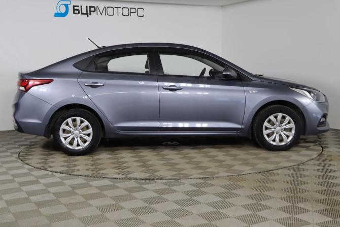 Hyundai Solaris II с пробегом 2018 года, цена 1 269 990 рублей, 94243 км, седан, Автокод Объявления