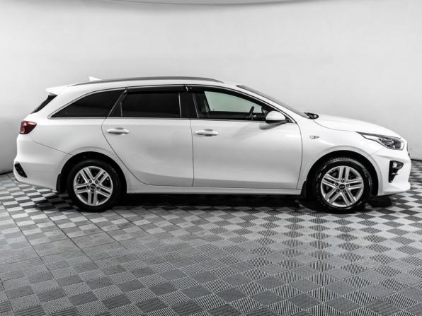 Kia Ceed III с пробегом 2021 года, цена 2 210 000 рублей, 96631 км, универсал, Автокод Объявления