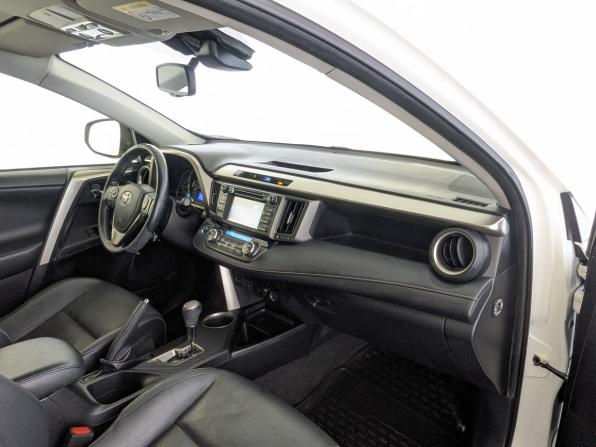Toyota RAV4 IV (XA40) с пробегом 2015 года, цена 2 100 000 рублей, 136744 км, внедорожник, Автокод Объявления