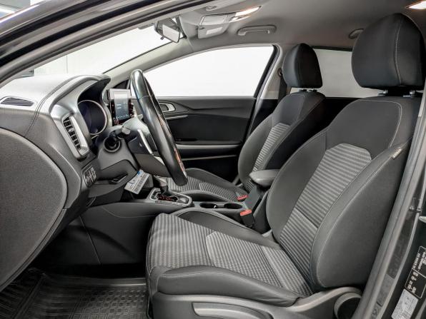 Kia Ceed III Рестайлинг с пробегом 2021 года, цена 2 150 000 рублей, 68212 км, универсал, Автокод Объявления