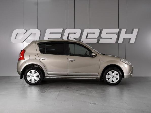 Renault Sandero I с пробегом 2011 года, цена 685 000 рублей, 133449 км, хэтчбек, Автокод Объявления