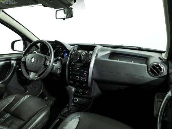 Renault Duster I Рестайлинг с пробегом 2017 года, цена 1 469 700 рублей, 60000 км, внедорожник, Автокод Объявления