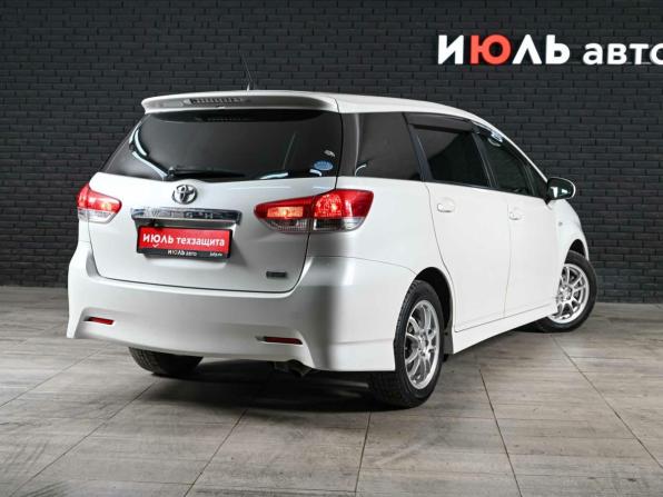 Toyota Wish II с пробегом 2010 года, цена 1 190 000 рублей, 149365 км, минивэн, Автокод Объявления