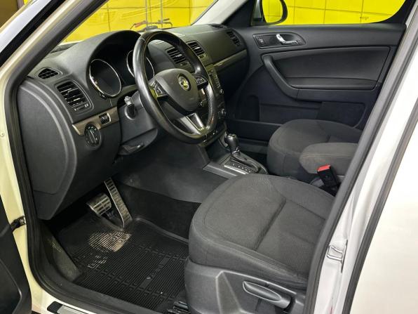 Skoda Yeti I Рестайлинг с пробегом 2014 года, цена 1 450 000 рублей, 148789 км, внедорожник, Автокод Объявления