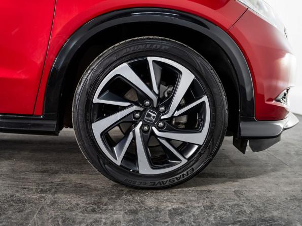 Honda Vezel I с пробегом 2017 года, цена 1 740 000 рублей, 70188 км, внедорожник, Автокод Объявления