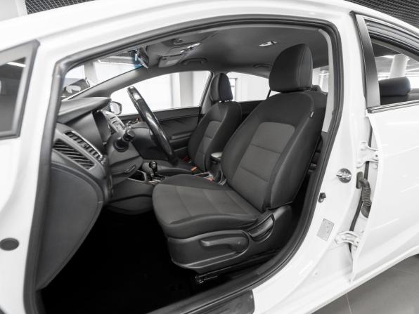 Kia Cerato III Рестайлинг (Classic) с пробегом 2019 года, цена 1 599 000 рублей, 75376 км, седан, Автокод Объявления
