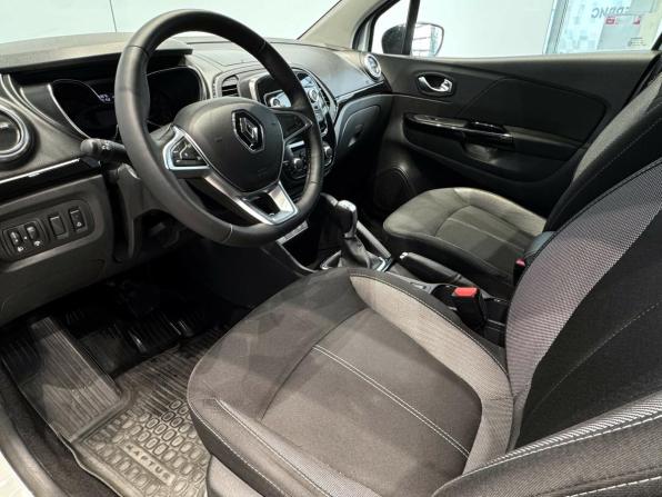 Renault Kaptur I Рестайлинг с пробегом 2022 года, цена 1 480 000 рублей, 69865 км, внедорожник, Автокод Объявления