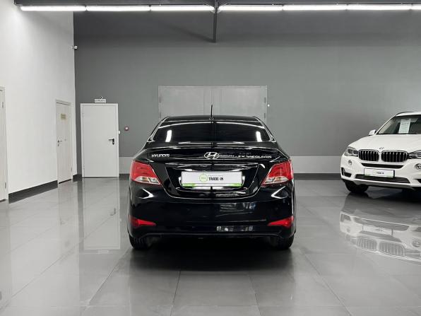 Hyundai Solaris I Рестайлинг с пробегом 2015 года, цена 975 000 рублей, 157578 км, седан, Автокод Объявления