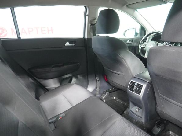 Kia Sportage IV Рестайлинг с пробегом 2018 года, цена 2 379 000 рублей, 81000 км, внедорожник, Автокод Объявления