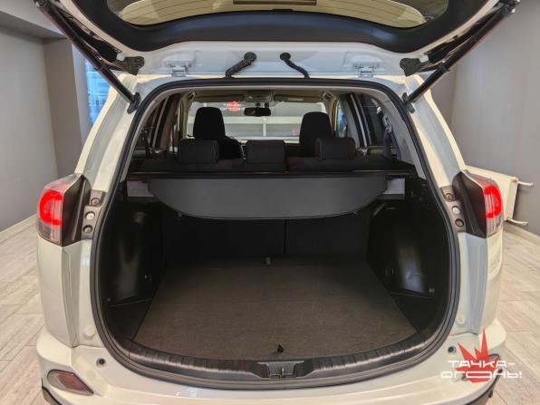 Toyota RAV4 IV (XA40) Рестайлинг с пробегом 2015 года, цена 2 218 000 рублей, 160000 км, внедорожник, Автокод Объявления