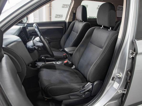 Mitsubishi Outlander III Рестайлинг 2 с пробегом 2016 года, цена 1 629 000 рублей, 175000 км, внедорожник, Автокод Объявления