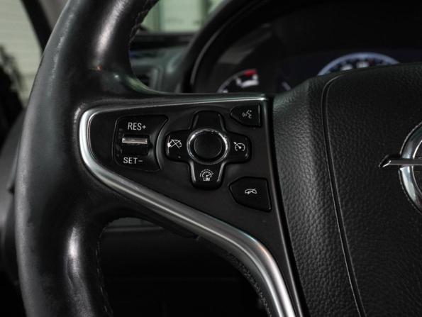 Opel Insignia I Рестайлинг с пробегом 2013 года, цена 1 199 000 рублей, 181637 км, седан, Автокод Объявления