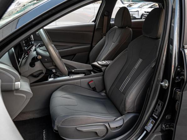 Hyundai Elantra VII (CN7) с пробегом 2022 года, цена 2 098 000 рублей, 91443 км, седан, Автокод Объявления