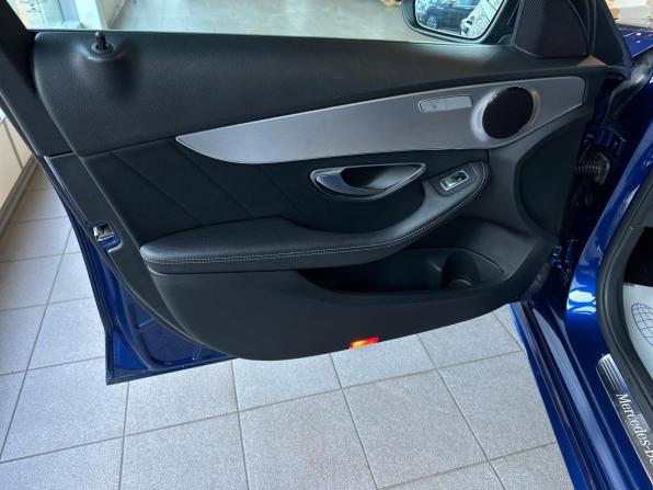 Mercedes-Benz C-Класс IV (W205) с пробегом 2018 года, цена 1 970 000 рублей, 124873 км, универсал, Автокод Объявления