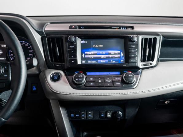 Toyota RAV4 IV (XA40) Рестайлинг с пробегом 2017 года, цена 2 345 000 рублей, 214869 км, внедорожник, Автокод Объявления