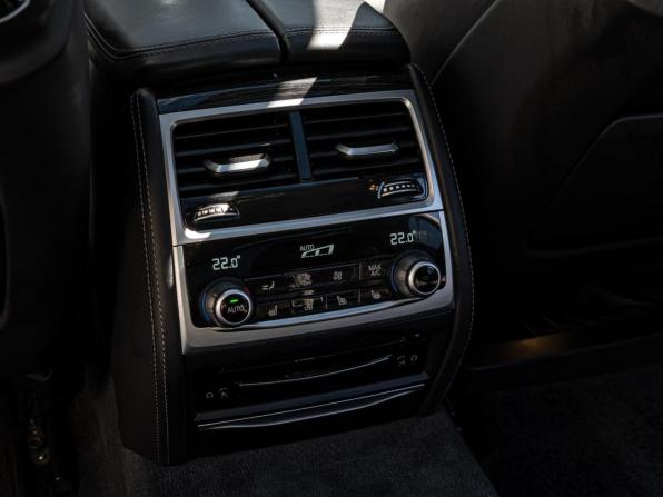 BMW 7 серии VI (G11/G12) Рестайлинг с пробегом 2019 года, цена 5 990 000 рублей, 180333 км, седан, Автокод Объявления