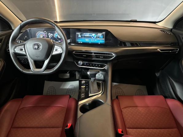 Changan Eado Plus с пробегом 2024 года, цена 1 800 000 рублей, 8181 км, седан, Автокод Объявления
