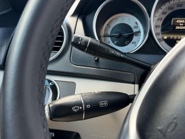 Mercedes-Benz C-Класс III (W204) Рестайлинг с пробегом 2011 года, цена 1 400 000 рублей, 264244 км, седан, Автокод Объявления
