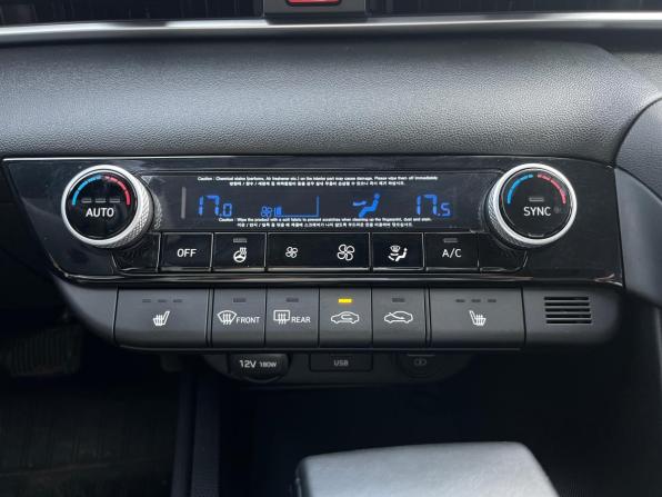 Hyundai Elantra VII (CN7) с пробегом 2021 года, цена 2 350 000 рублей, 21950 км, седан, Автокод Объявления