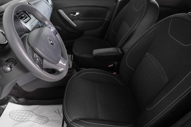 Renault Logan II с пробегом 2017 года, цена 889 000 рублей, 109000 км, седан, Автокод Объявления