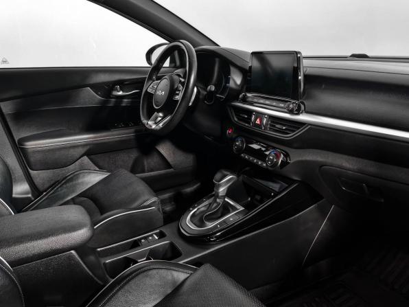 Kia Cerato IV Рестайлинг с пробегом 2022 года, цена 2 220 000 рублей, 106684 км, седан, Автокод Объявления