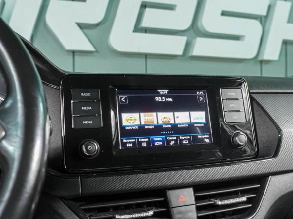 Volkswagen Polo VI с пробегом 2020 года, цена 1 519 000 рублей, 120775 км, лифтбек, Автокод Объявления