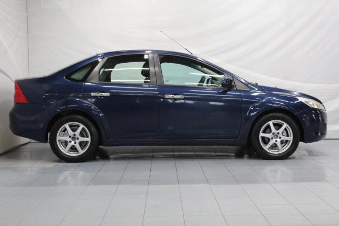 Ford Focus II Рестайлинг с пробегом 2010 года, цена 550 000 рублей, 325932 км, седан, Автокод Объявления