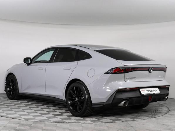 Changan UNI-V I с пробегом 2024 года, цена 2 477 000 рублей, 22850 км, лифтбек, Автокод Объявления
