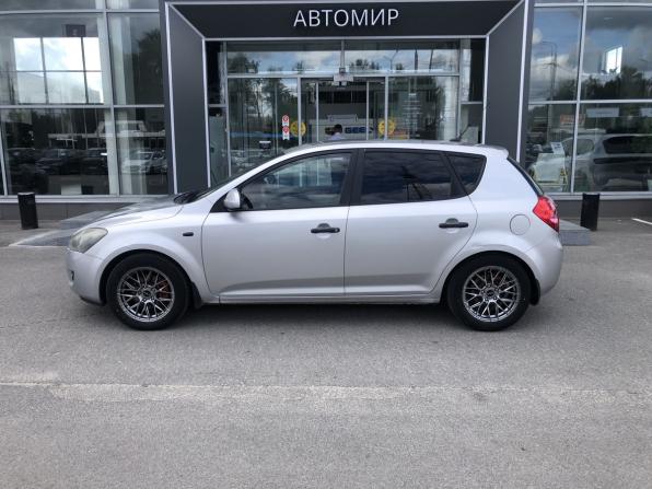 Kia Ceed I с пробегом 2007 года, цена 510 000 рублей, 243855 км, хэтчбек, Автокод Объявления