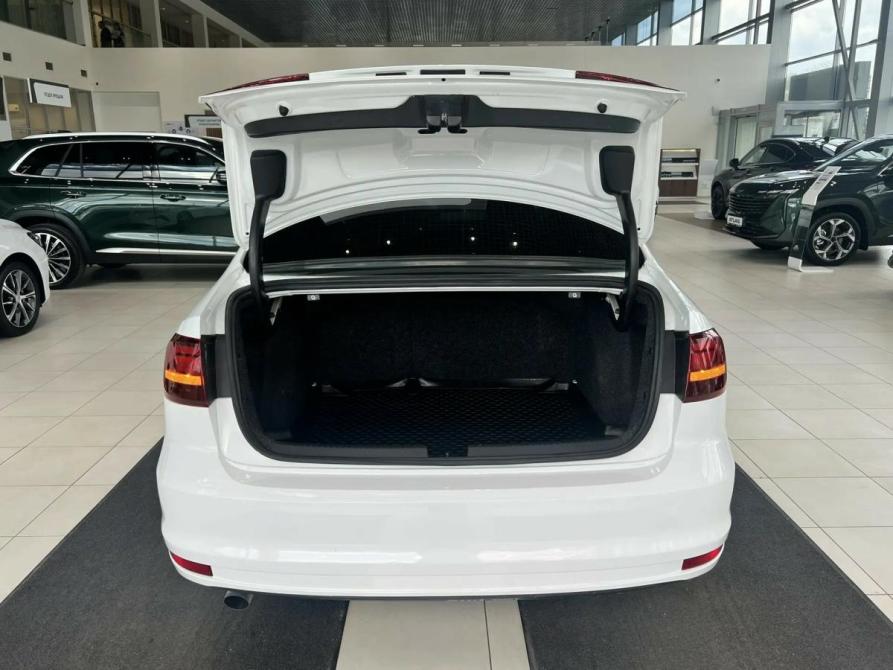 Volkswagen Jetta VI Рестайлинг Екатеринбург  - изображение 10