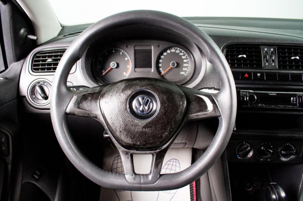 Volkswagen Polo V Рестайлинг Сургут  - изображение 11