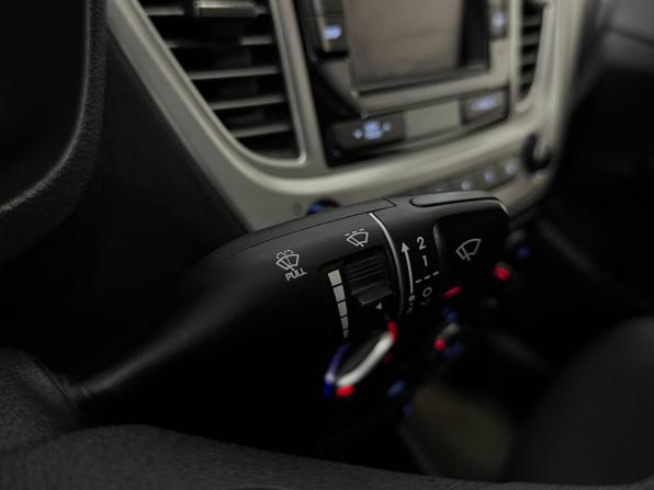 Hyundai Solaris II с пробегом 2019 года, цена 1 150 000 рублей, 135000 км, седан, Автокод Объявления