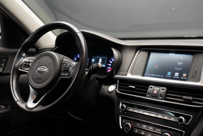 Kia Optima IV с пробегом 2018 года, цена 1 644 000 рублей, 215524 км, седан, Автокод Объявления