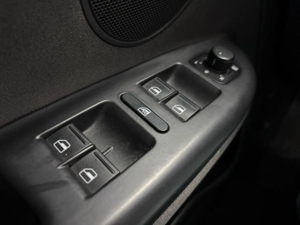 Volkswagen Golf Plus II с пробегом 2012 года, цена 929 000 рублей, 216497 км, хэтчбек, Автокод Объявления