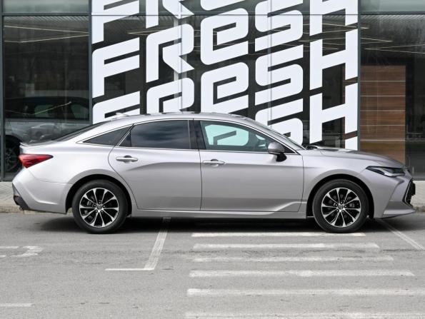 Toyota Avalon V с пробегом 2022 года, цена 3 475 000 рублей, 45594 км, седан, Автокод Объявления