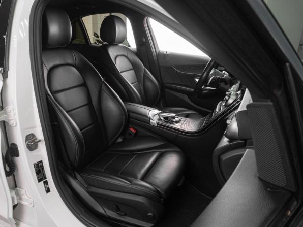 Mercedes-Benz C-Класс IV (W205) Рестайлинг с пробегом 2018 года, цена 2 799 000 рублей, 114879 км, седан, Автокод Объявления