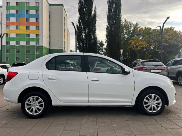 Renault Logan II Рестайлинг с пробегом 2022 года, цена 999 000 рублей, 88175 км, седан, Автокод Объявления