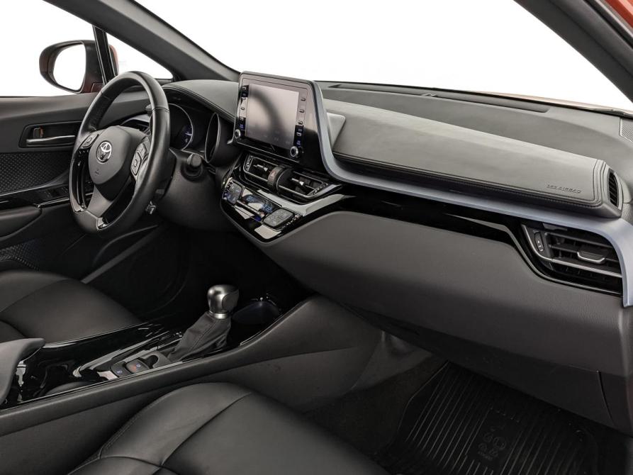 Toyota C-HR I Рестайлинг Москва  - изображение 12