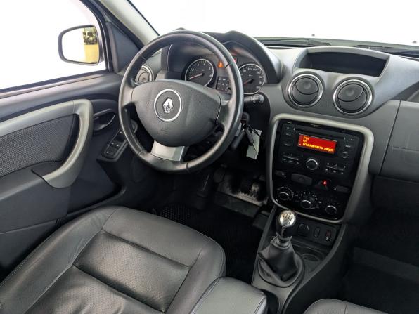 Renault Duster I с пробегом 2015 года, цена 1 250 000 рублей, 116283 км, внедорожник, Автокод Объявления