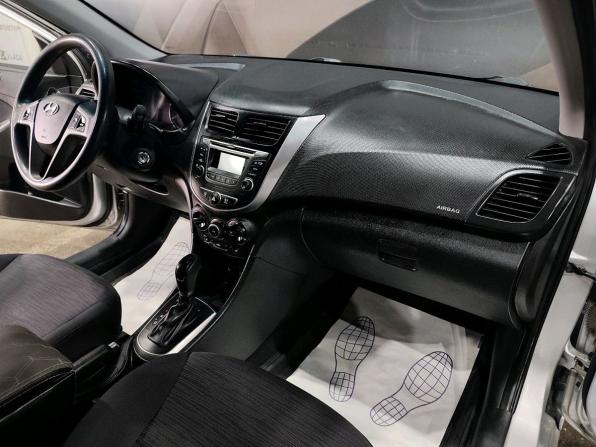 Hyundai Solaris I Рестайлинг с пробегом 2016 года, цена 800 000 рублей, 101322 км, седан, Автокод Объявления