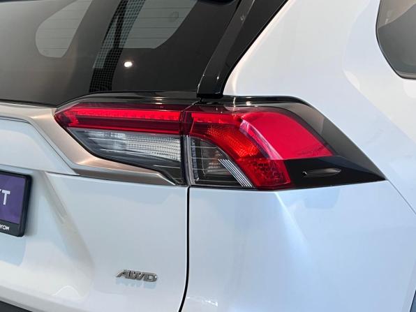 Toyota RAV4 V (XA50) с пробегом 2021 года, цена 3 450 000 рублей, 74634 км, внедорожник, Автокод Объявления