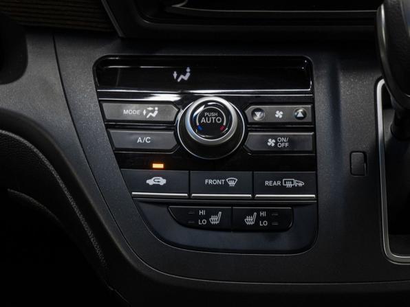 Honda Freed II Рестайлинг с пробегом 2022 года, цена 2 150 000 рублей, 32918 км, компактвэн, Автокод Объявления