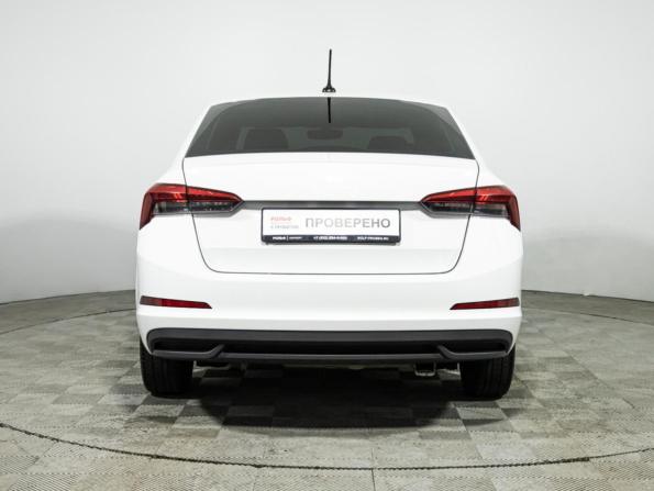 Skoda Rapid II с пробегом 2021 года, цена 1 475 000 рублей, 134094 км, лифтбек, Автокод Объявления