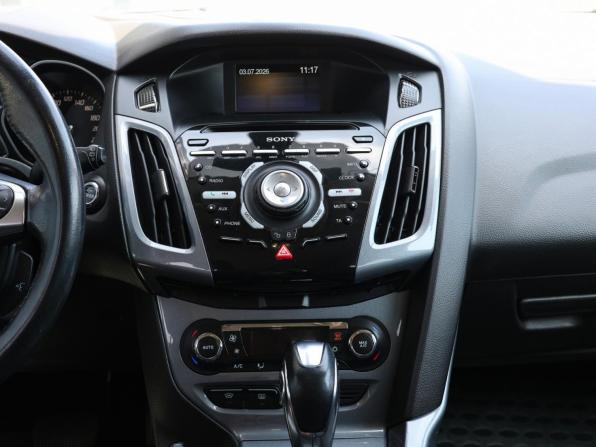 Ford Focus III с пробегом 2012 года, цена 699 000 рублей, 228828 км, хэтчбек, Автокод Объявления