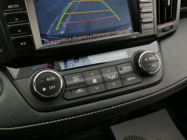 Toyota RAV4 IV (XA40) Рестайлинг с пробегом 2017 года, цена 2 069 000 рублей, 166697 км, внедорожник, Автокод Объявления