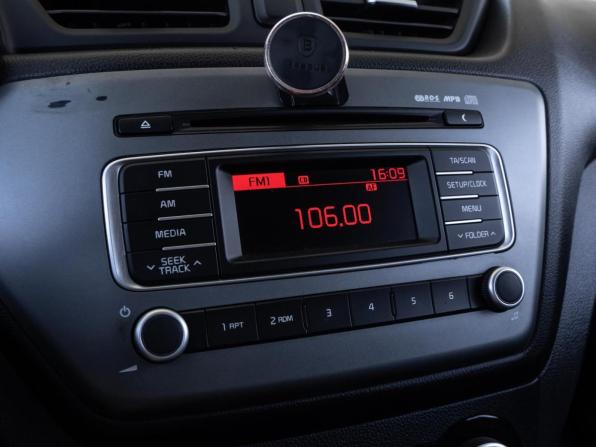 Kia Rio III Рестайлинг с пробегом 2015 года, цена 1 150 000 рублей, 124661 км, седан, Автокод Объявления