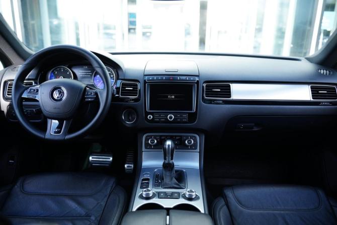 Volkswagen Touareg II Рестайлинг с пробегом 2016 года, цена 3 560 000 рублей, 174000 км, внедорожник, Автокод Объявления