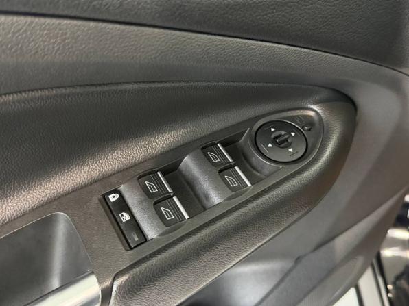 Ford Kuga II Рестайлинг с пробегом 2017 года, цена 1 521 000 рублей, 129913 км, внедорожник, Автокод Объявления