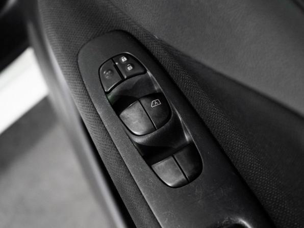 Nissan Serena IV (C26) с пробегом 2015 года, цена 1 299 500 рублей, 200399 км, минивэн, Автокод Объявления