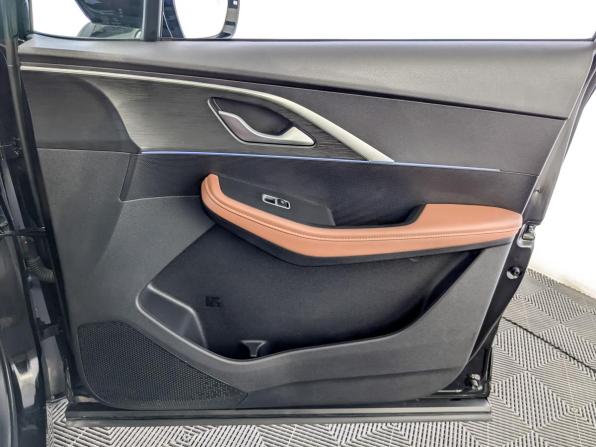 Omoda C5 I с пробегом 2023 года, цена 1 755 000 рублей, 32358 км, внедорожник, Автокод Объявления
